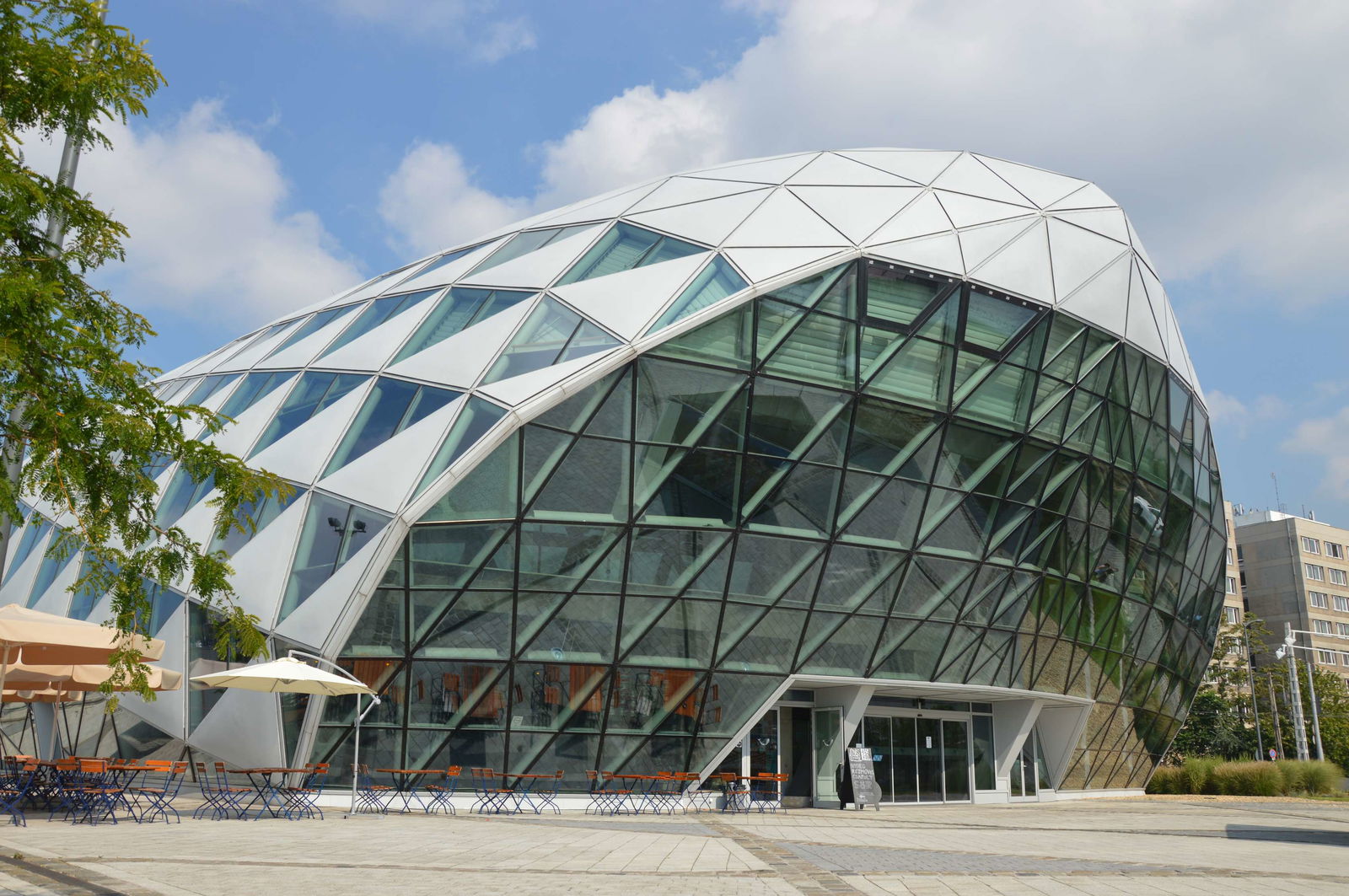 New Budapest Gallery