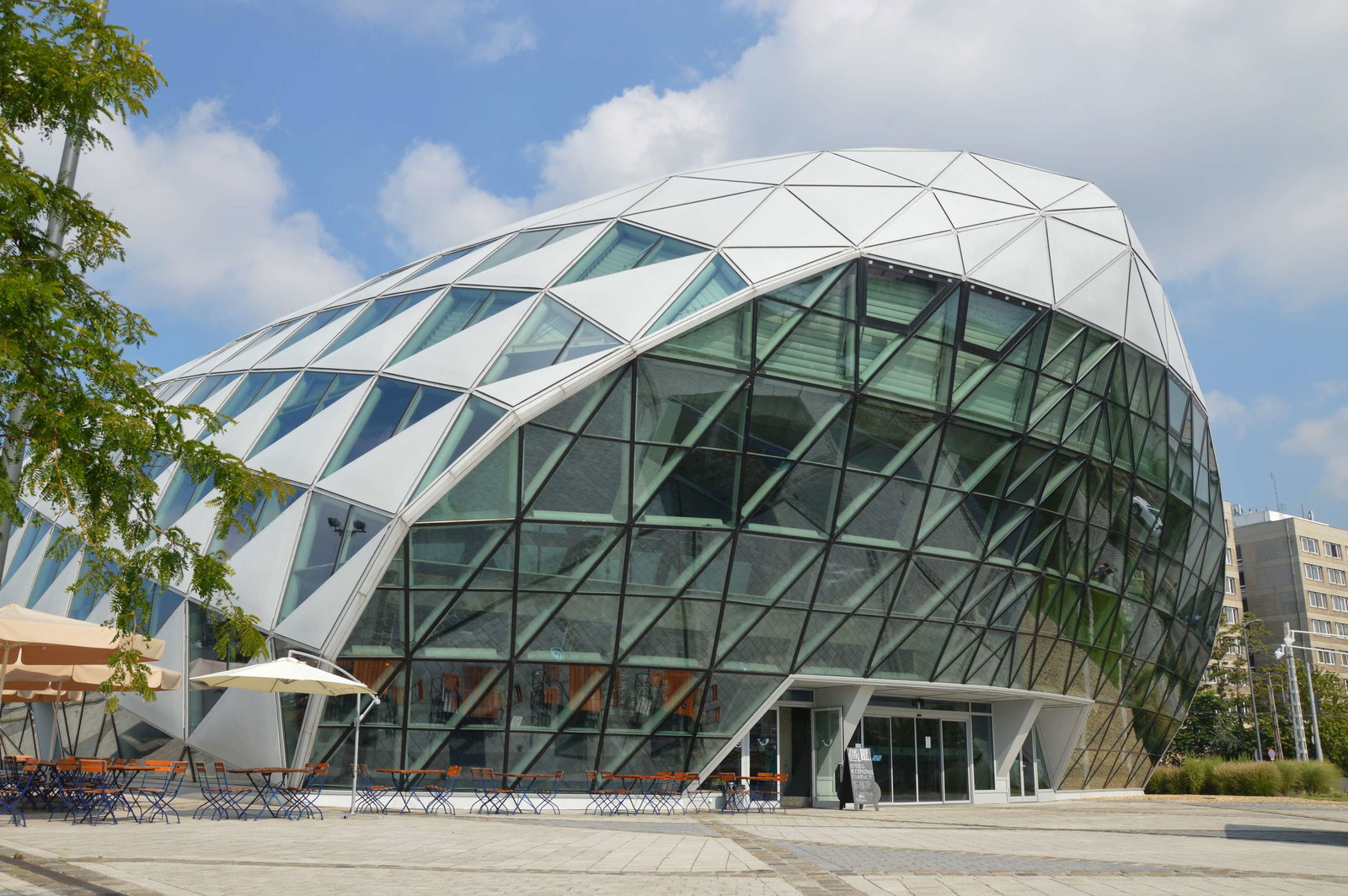 New Budapest Gallery