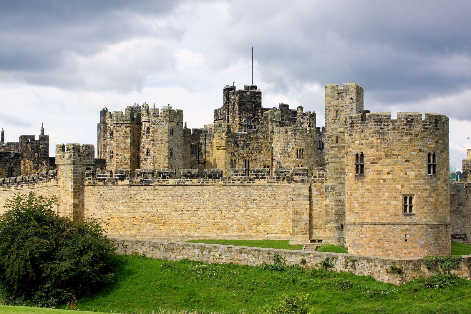 Alnwick Castle