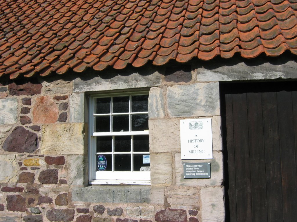 Preston Mill and Phantassie Doocot