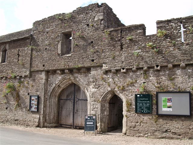 Tretower Court