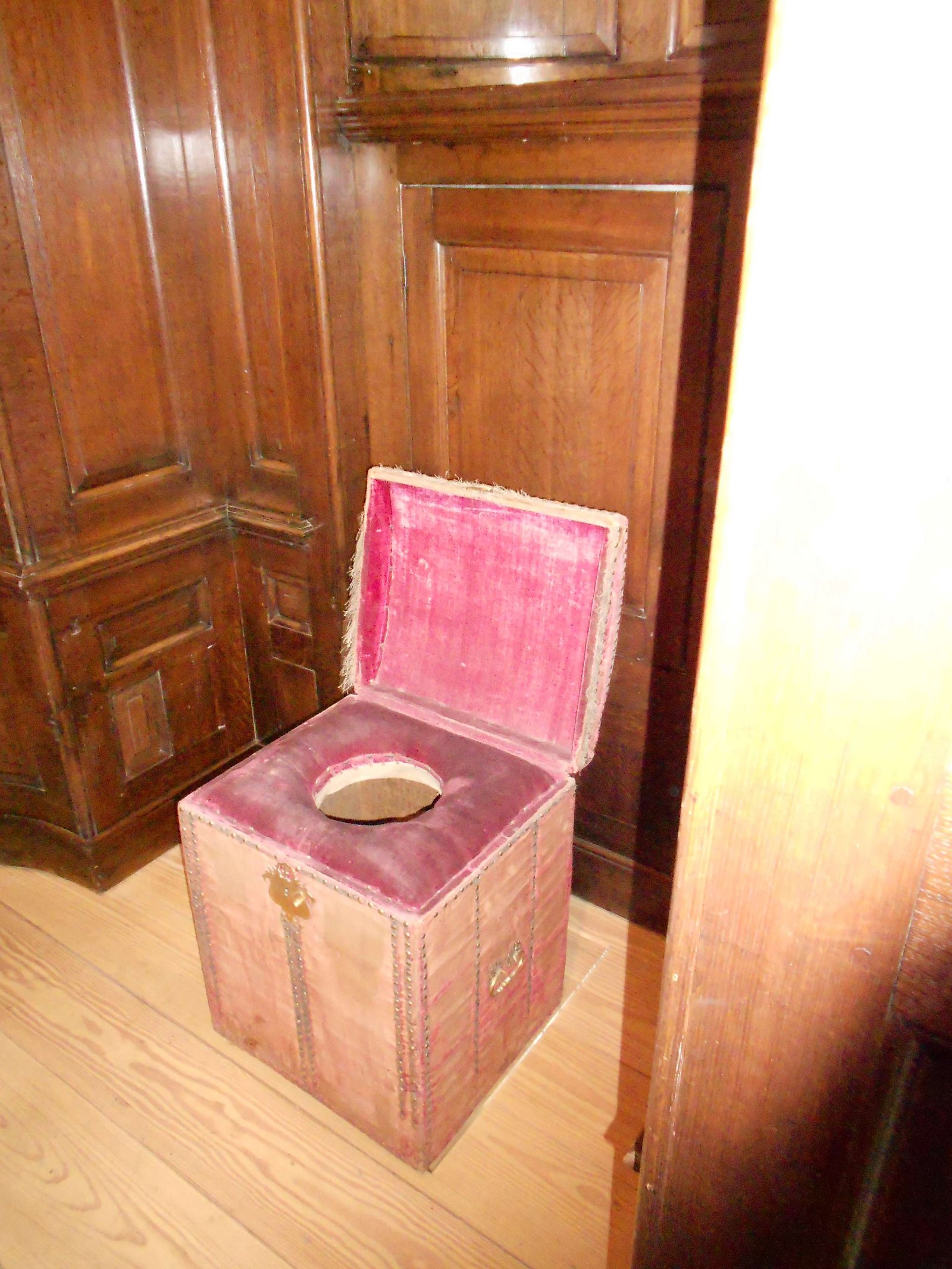 Hampton Court Palace