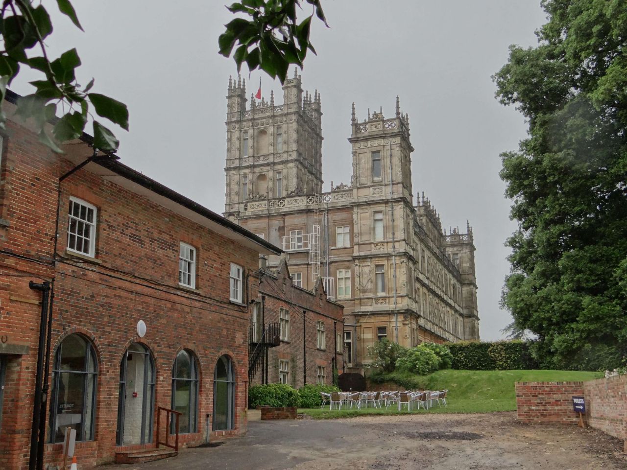 Highclere Castle (Newbury) - Visitor Information & Reviews(03)