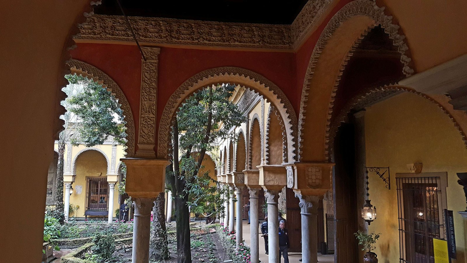 Palacio de las Dueñas