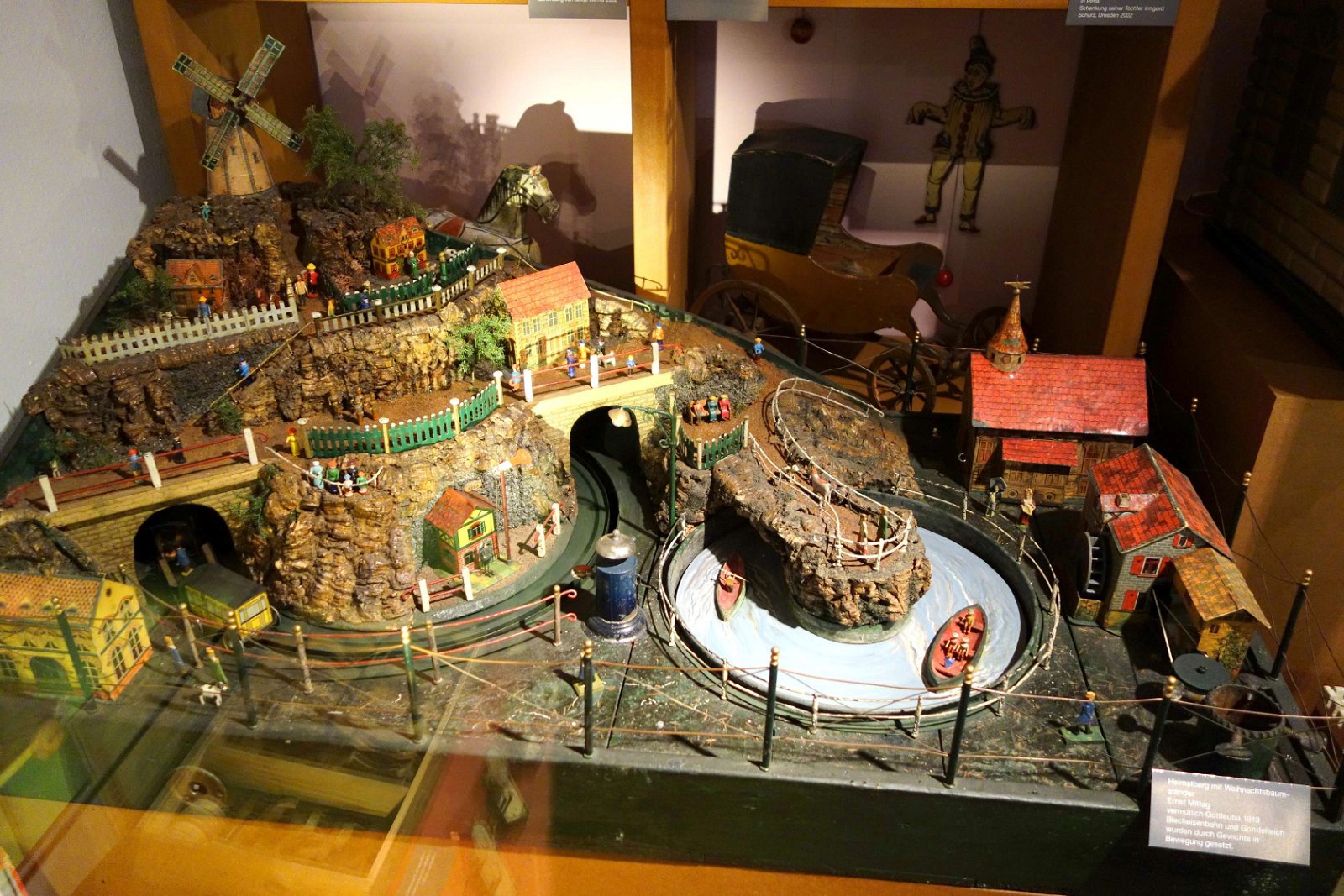 Museum für Sächsische Volkskunst mit Puppentheatersammlung