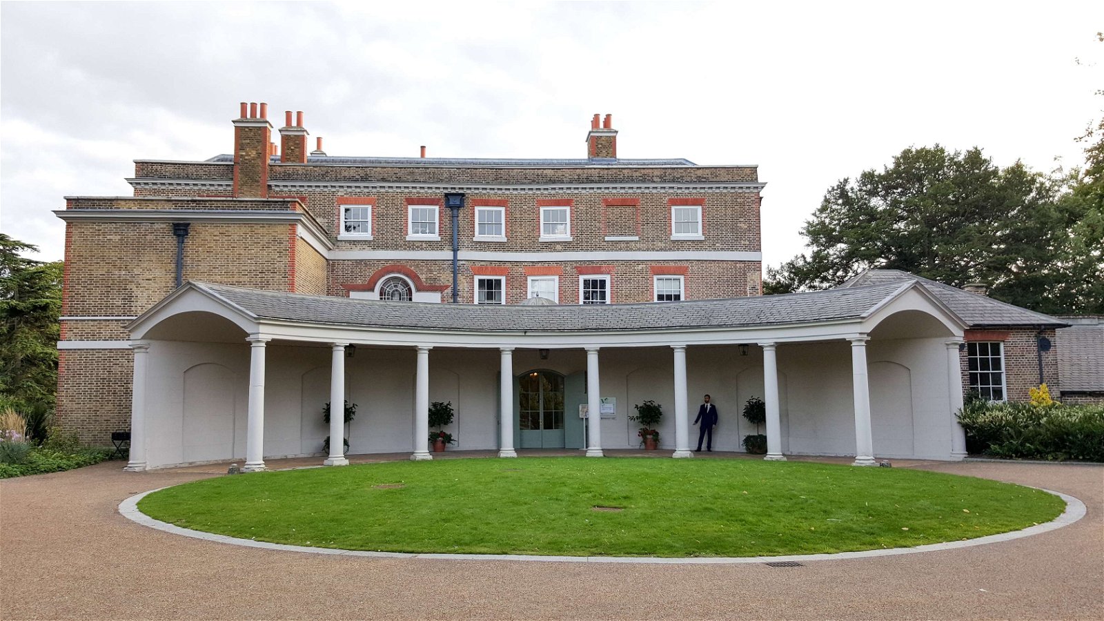 Valentines Mansion and Gardens