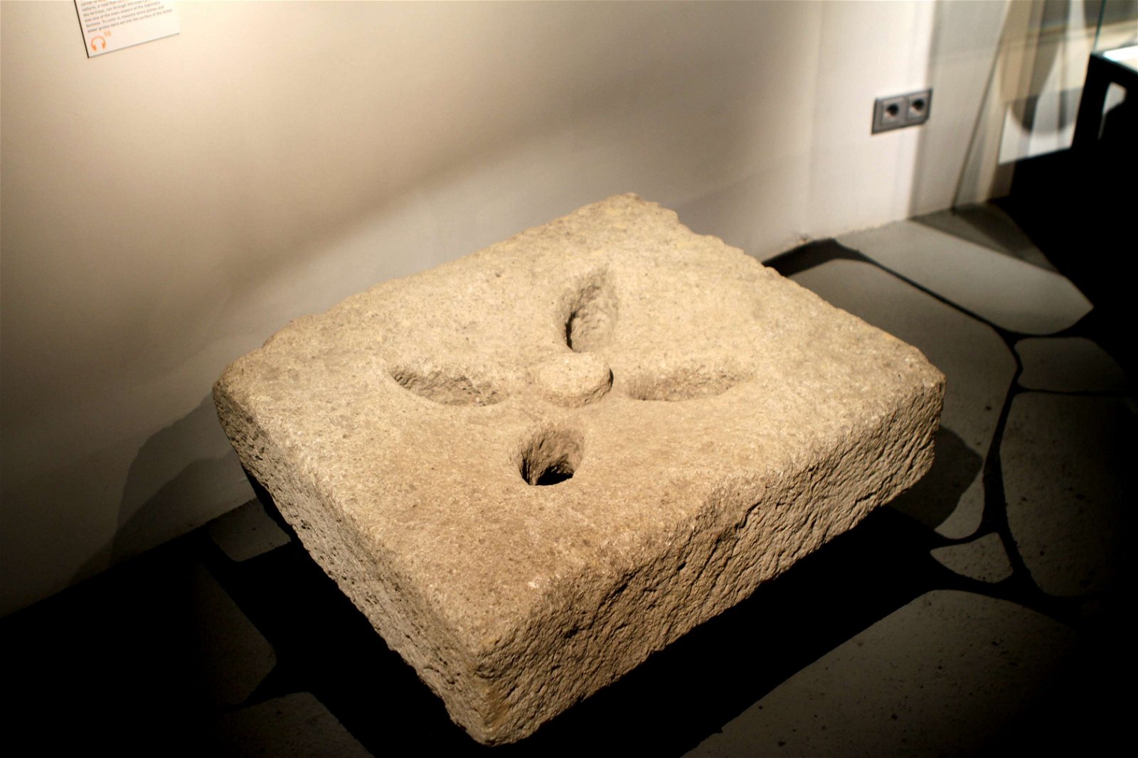 Roman Museum at the Hoher Markt