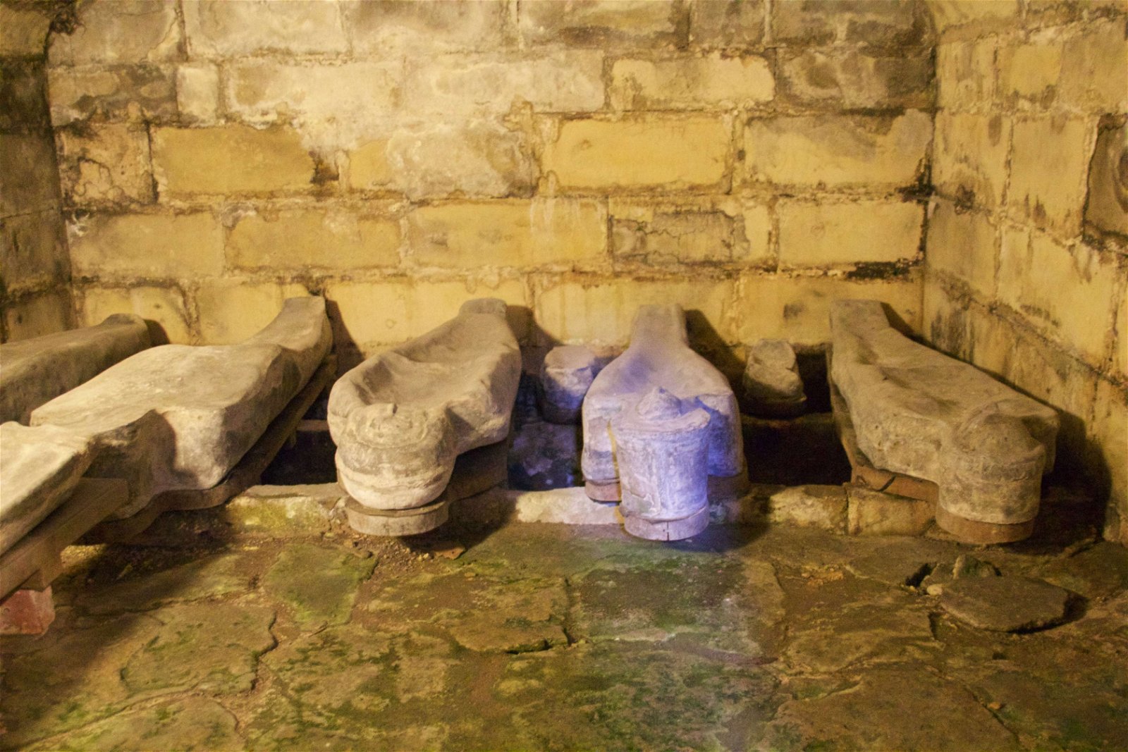 Farleigh Hungerford Castle