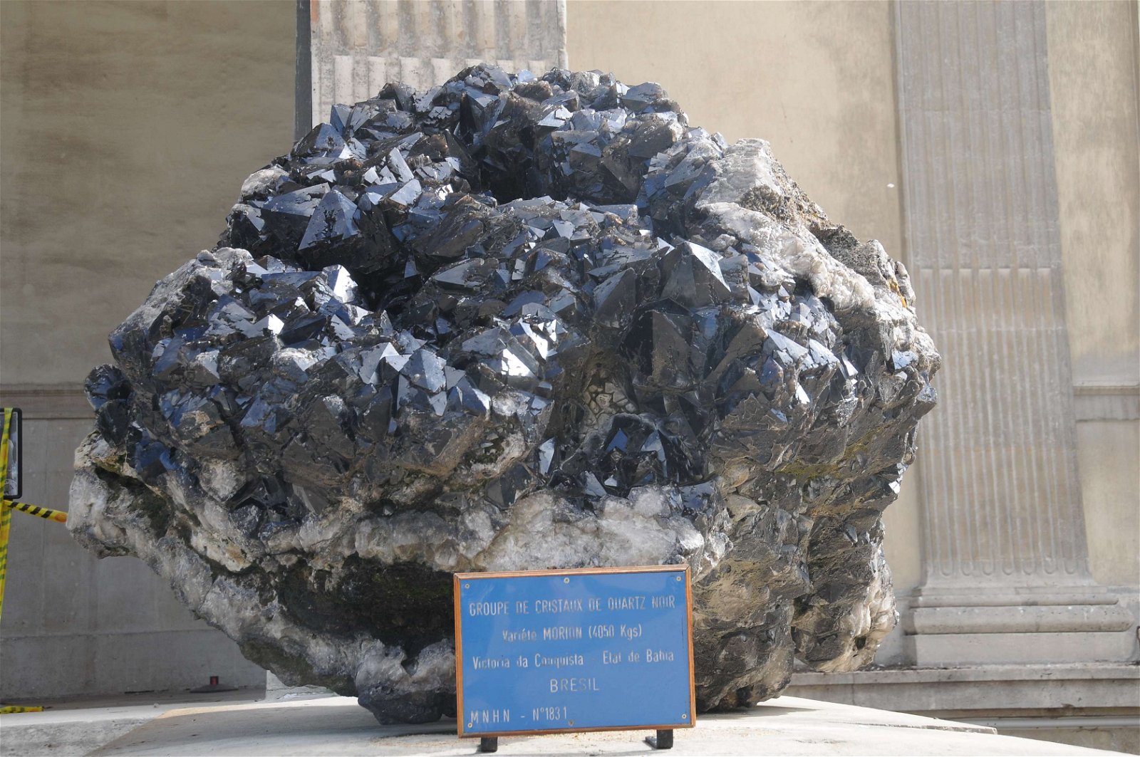 Gallery of Mineralogy and Geology