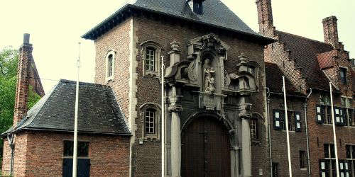 Vlaamse meesters in situ in de abdijrefter