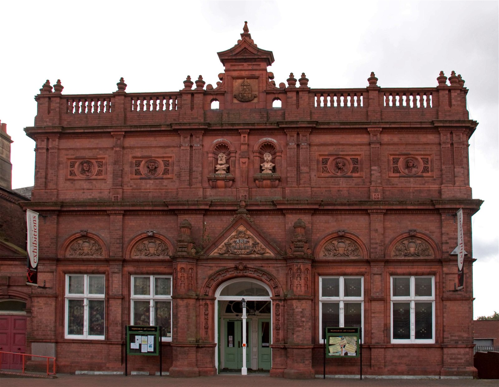 Opening Hours - Wednesbury Museum And Art Gallery (Wednesbury)