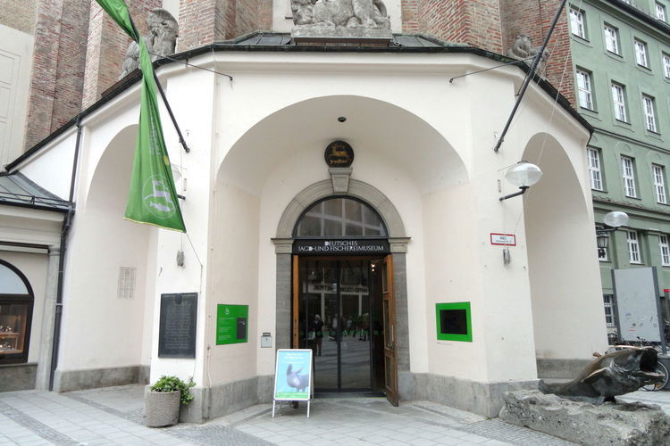 Museum of Hunting and Fishing (Deutsches Jagd und Fischereimuseum)