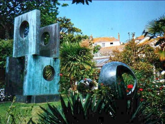 Barbara Hepworth Museum and Sculpture Garden - Tate
