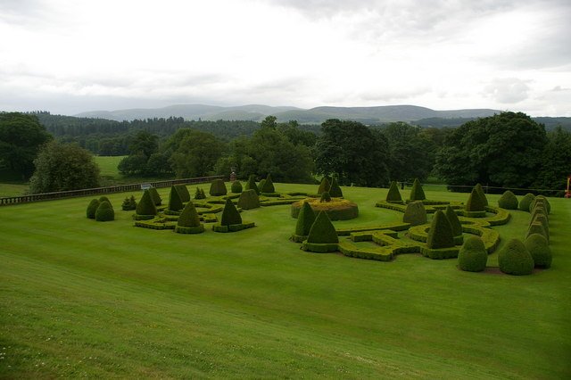 Drumlanrig Castle