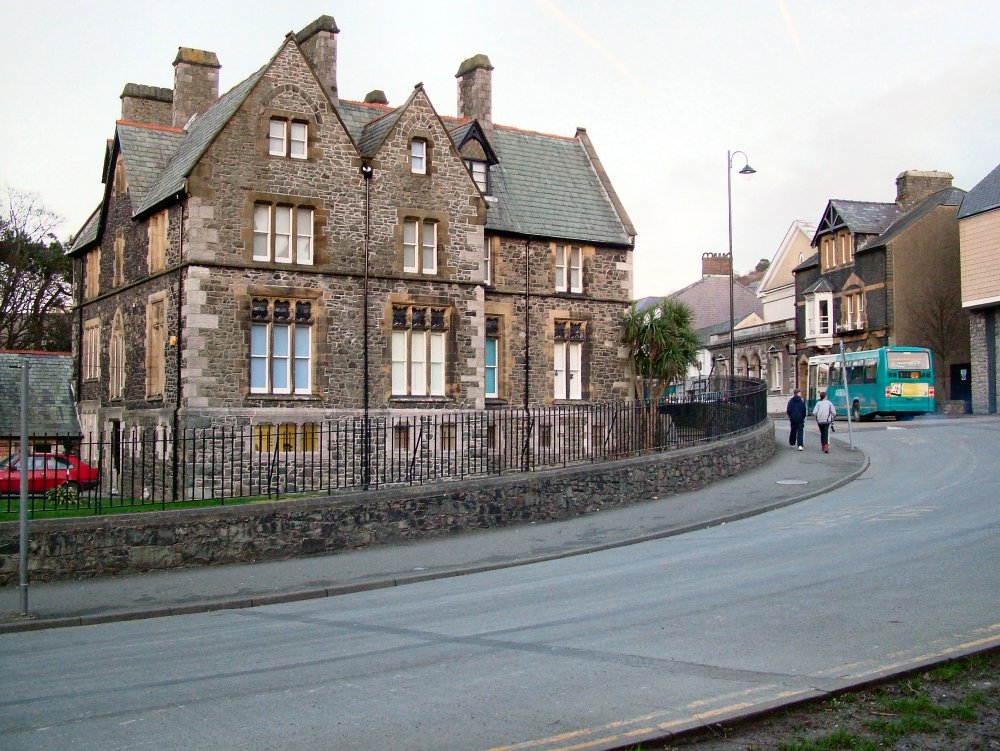 Storiel -Gwynedd Museum and Art Gallery