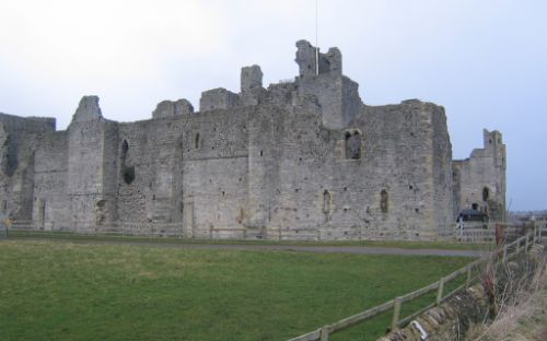 Middleham Castle