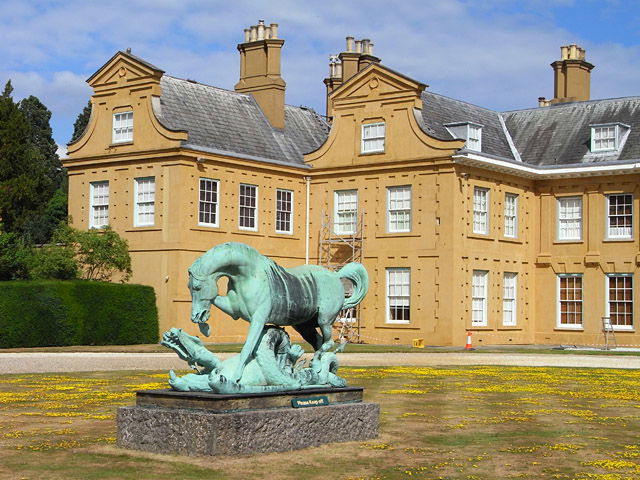 Stratfield Saye House