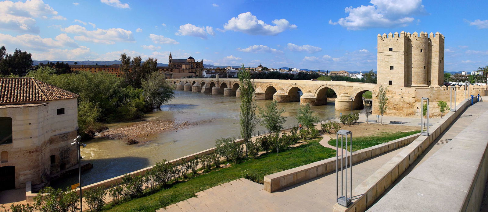 Torre de la Calahorra