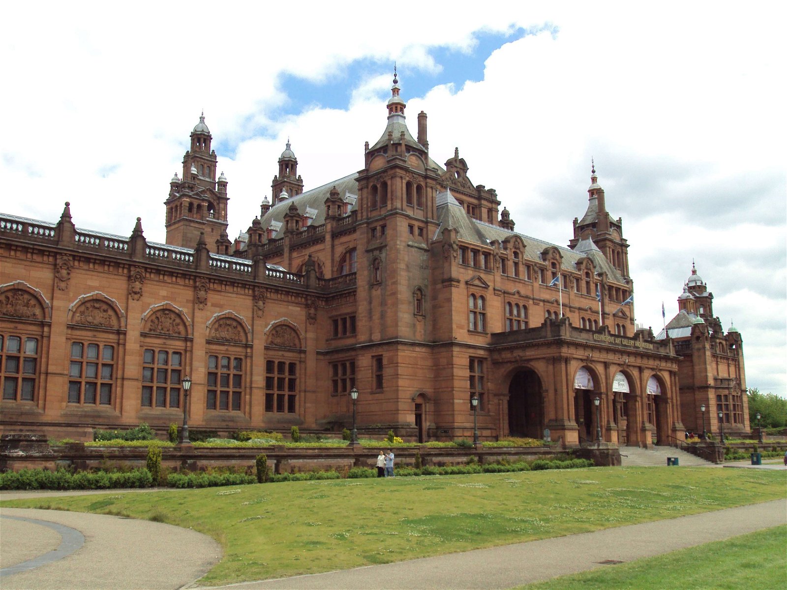 Kelvingrove Art Gallery and Museum (Glasgow) - Visitor Information ...