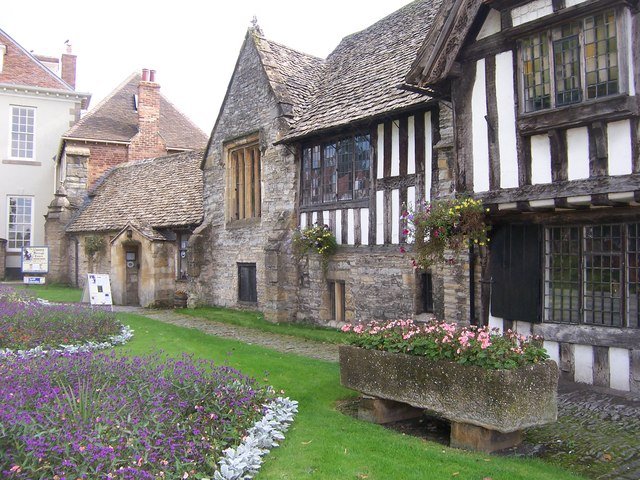 The Almonry Museum and Tourist Information Centre