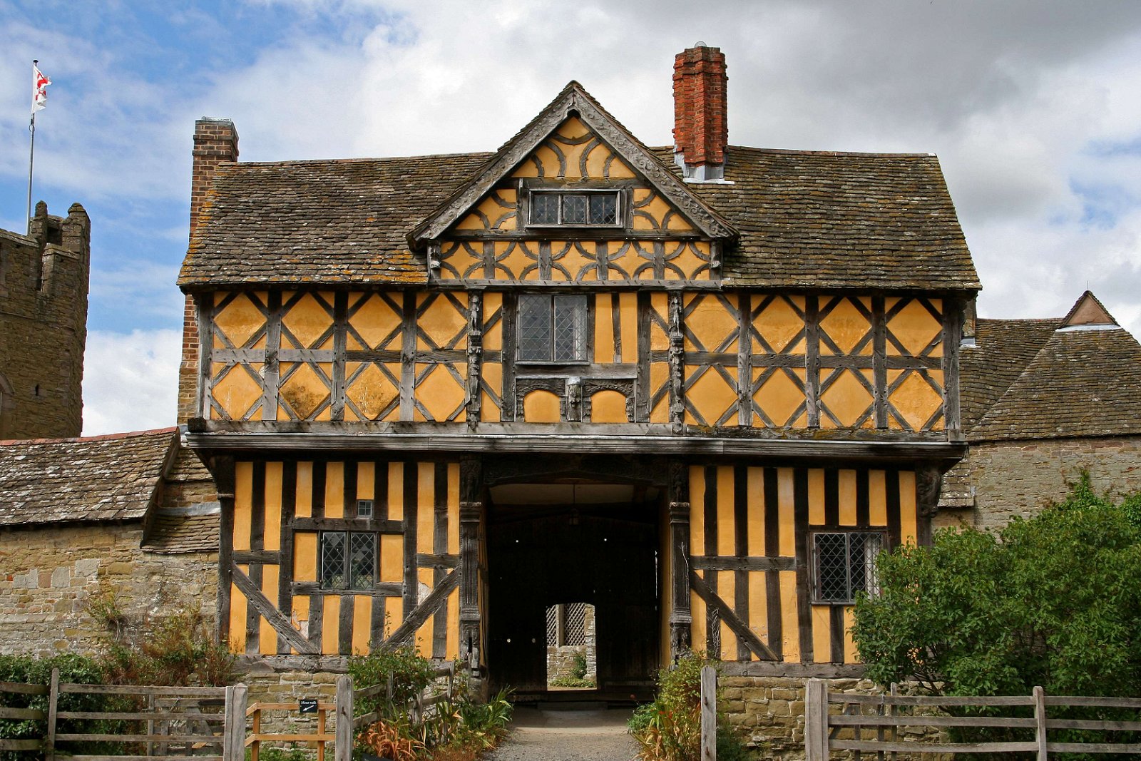 Stokesay Castle