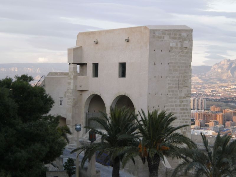 Castillo de Santa Bárbara - Museo de la Ciudad de Alicante