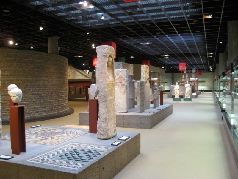 Roman-German Museum