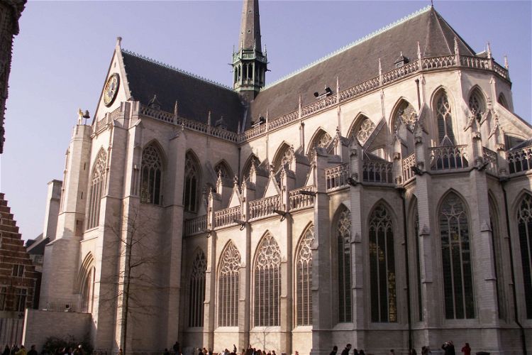 M - Treasury of Saint Peter’s