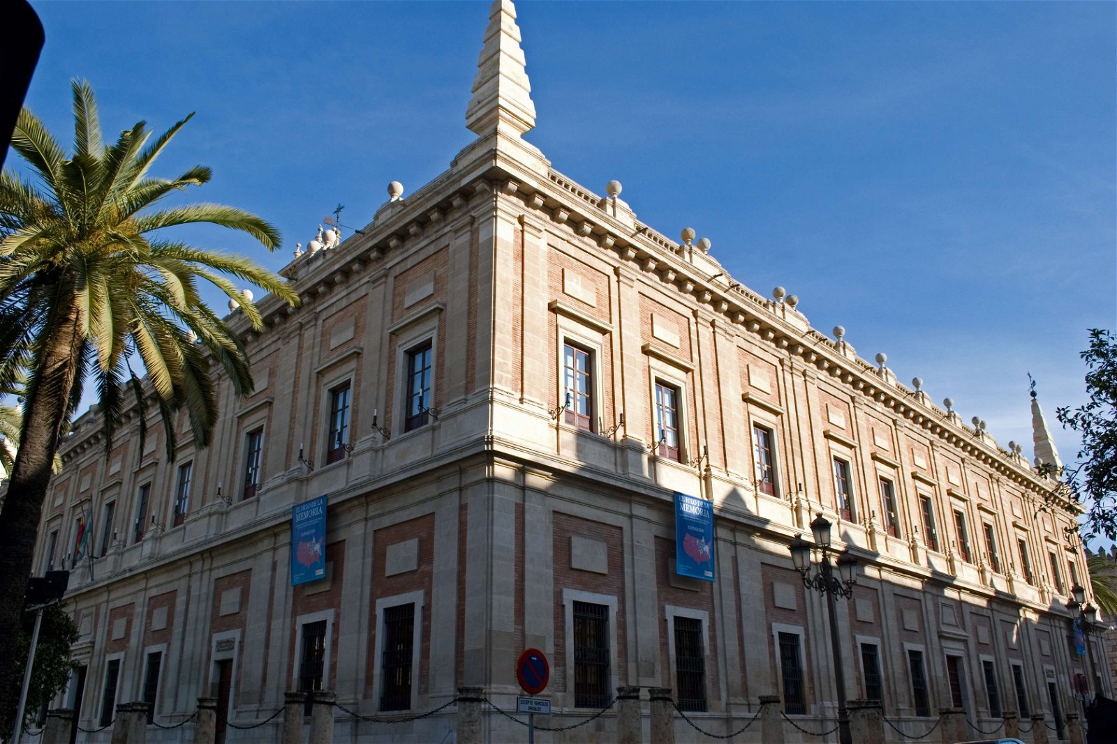 Archivo General de Indias Seville Visitor Information Reviews