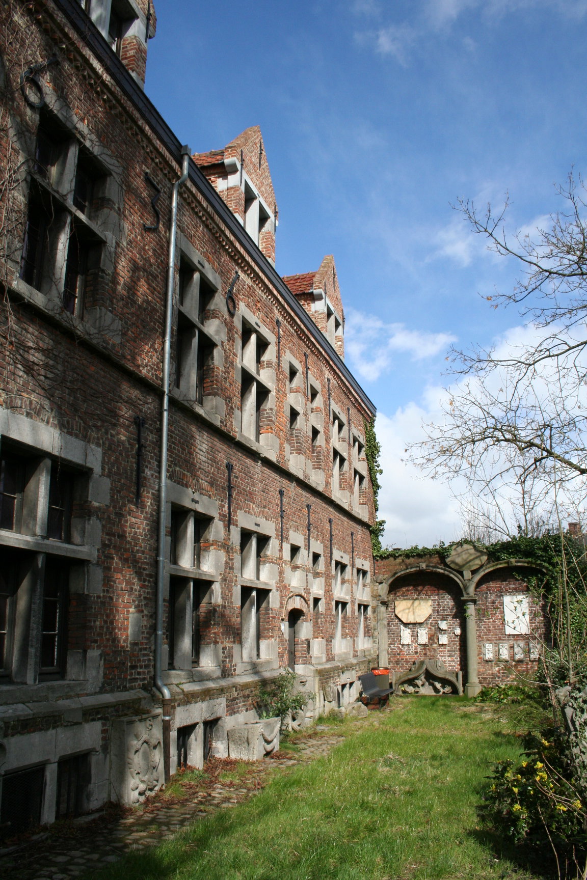 Maison Jean Lescarts, Musée du folklore et de la vie montoise