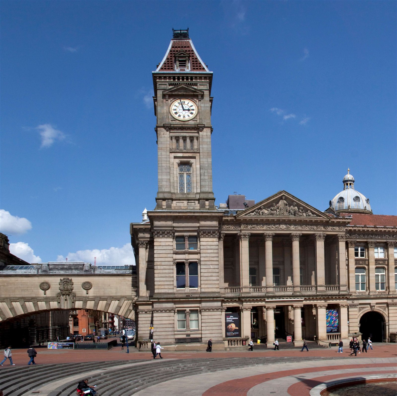 Birmingham Museum And Art Gallery (Birmingham) - Visitor Information ...