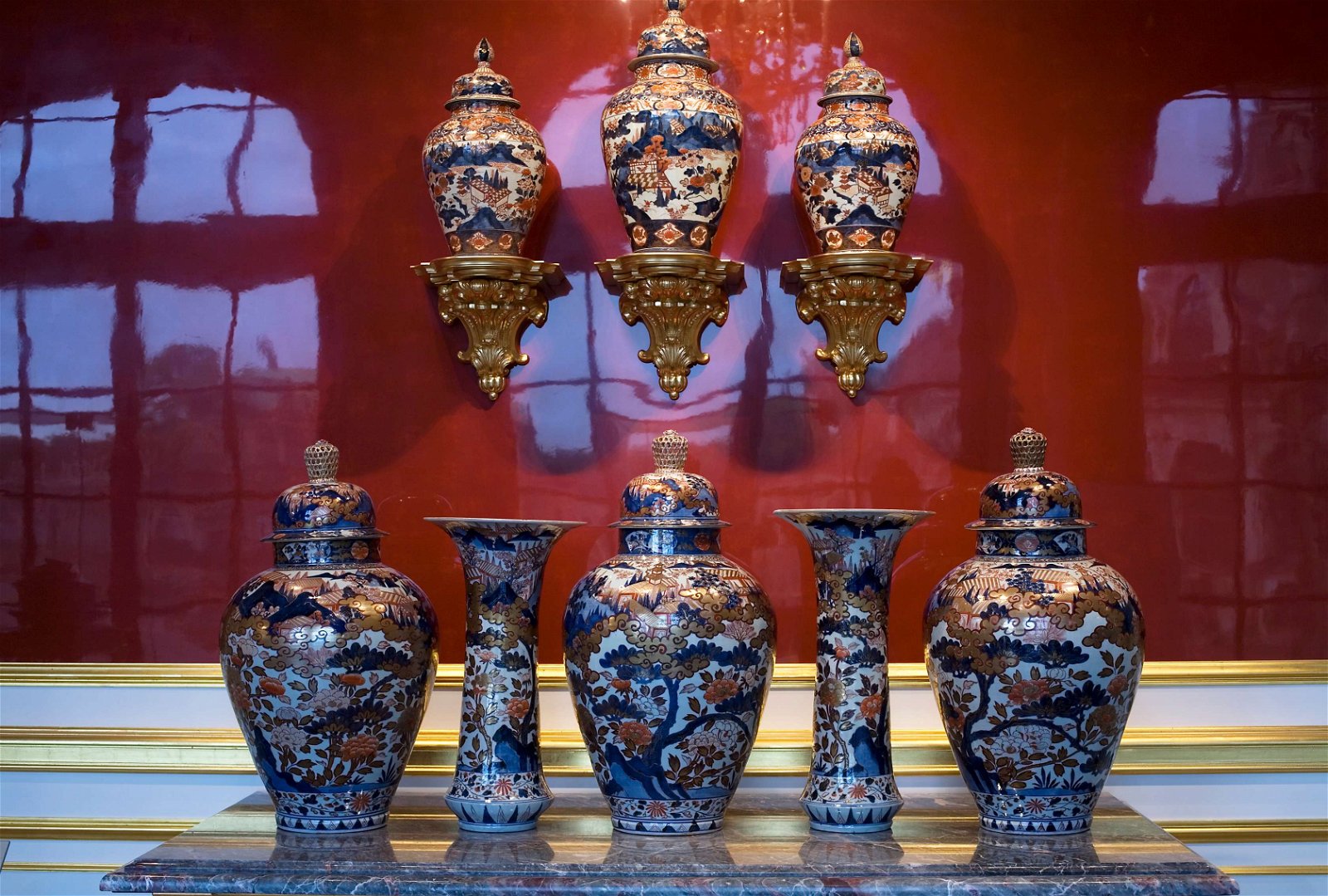 The Royal Porcelain Collection