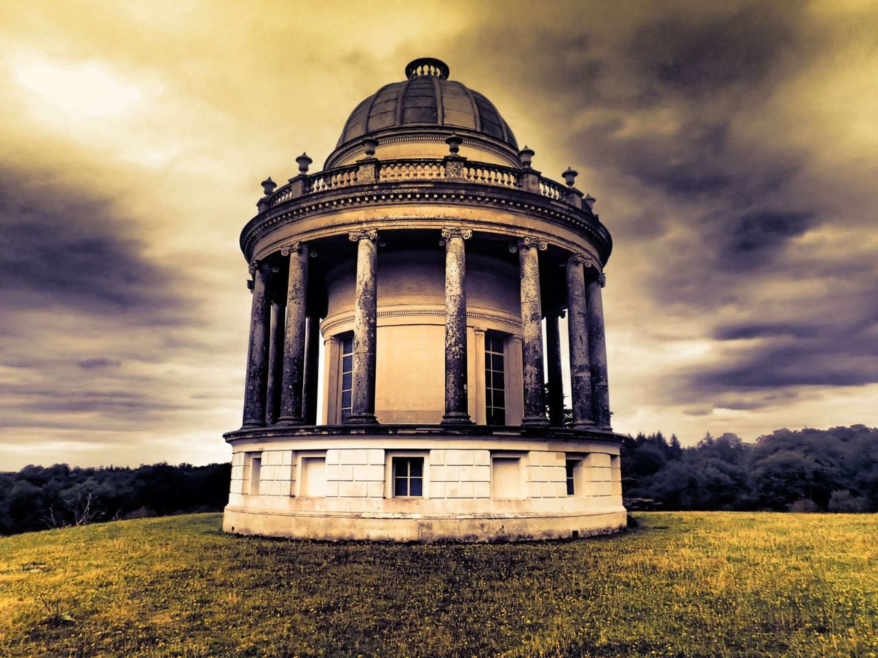 Highclere Castle (Newbury) - Visitor Information & Reviews