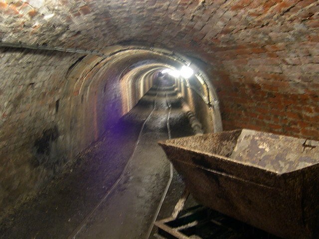 Tar Tunnel