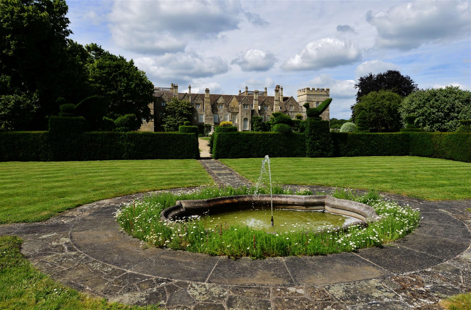 Grimsthorpe Castle, Park and Gardens