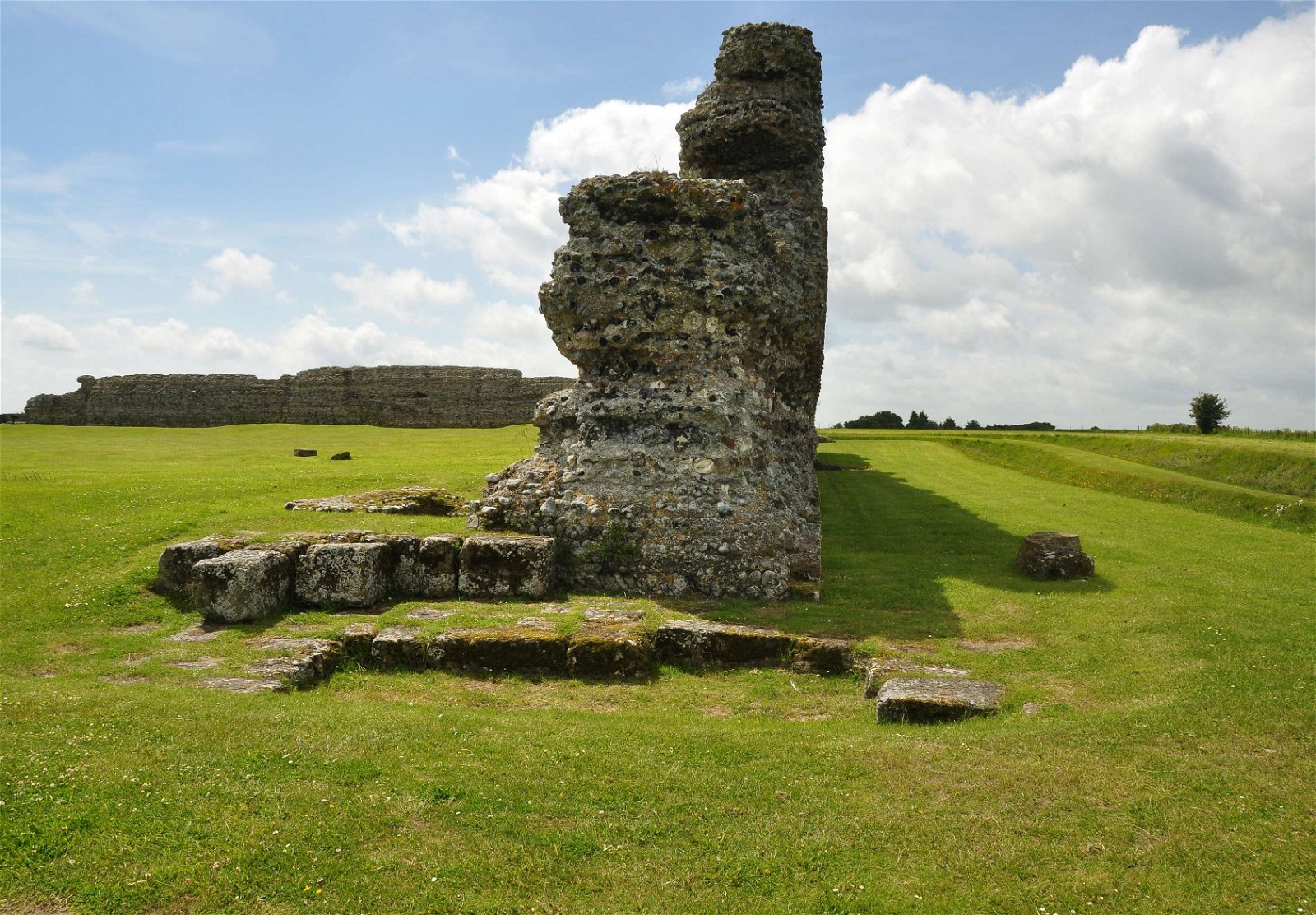 Richborough Roman Fort and Amphitheatre