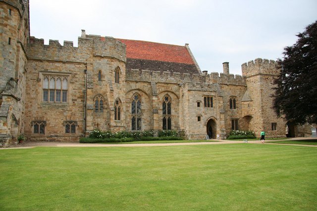 Penshurst Place And Gardens (Penshurst) - Visitor Information & Reviews