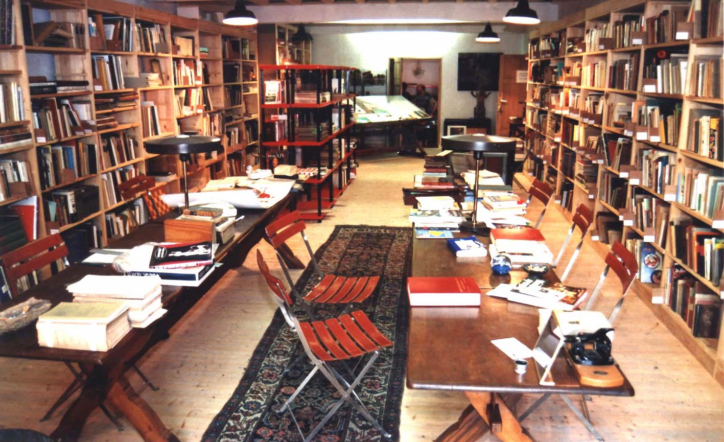 Gourmet Museum and Library