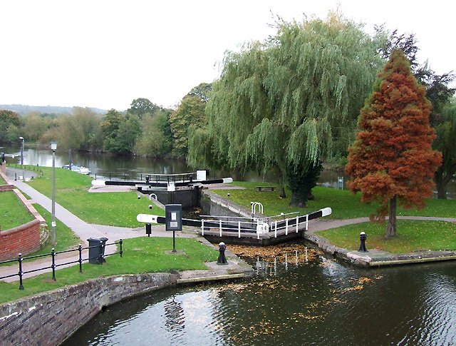 Stourport Canal Basins