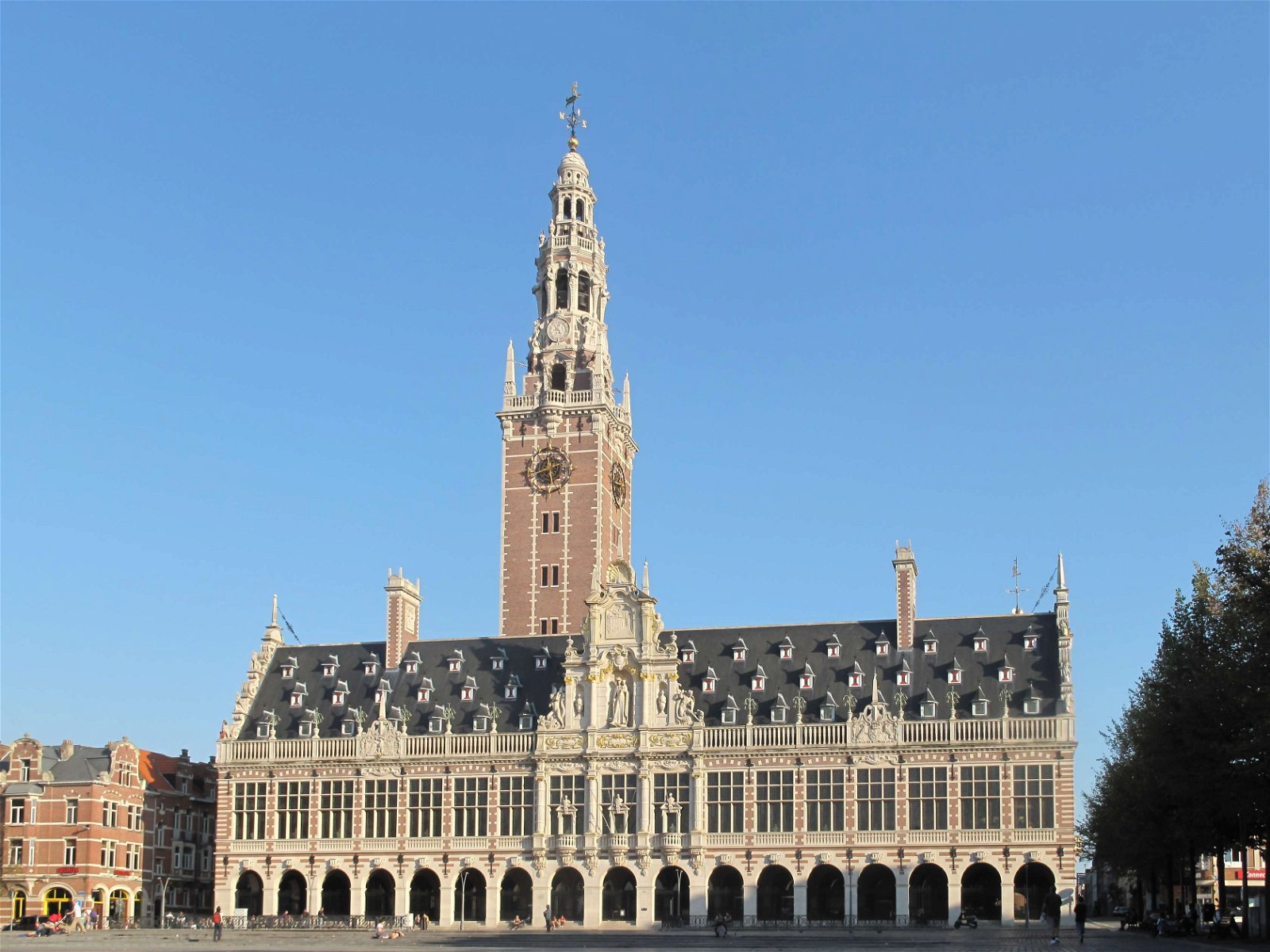 De Bibliotheektoren