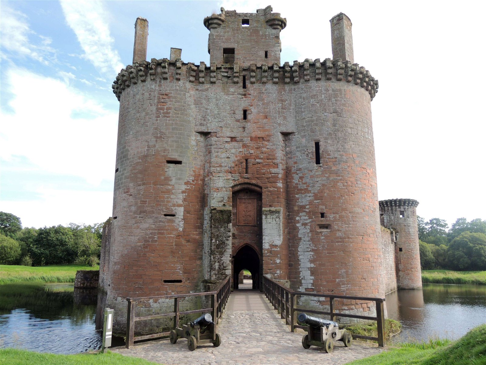 Caerlaverock Castle