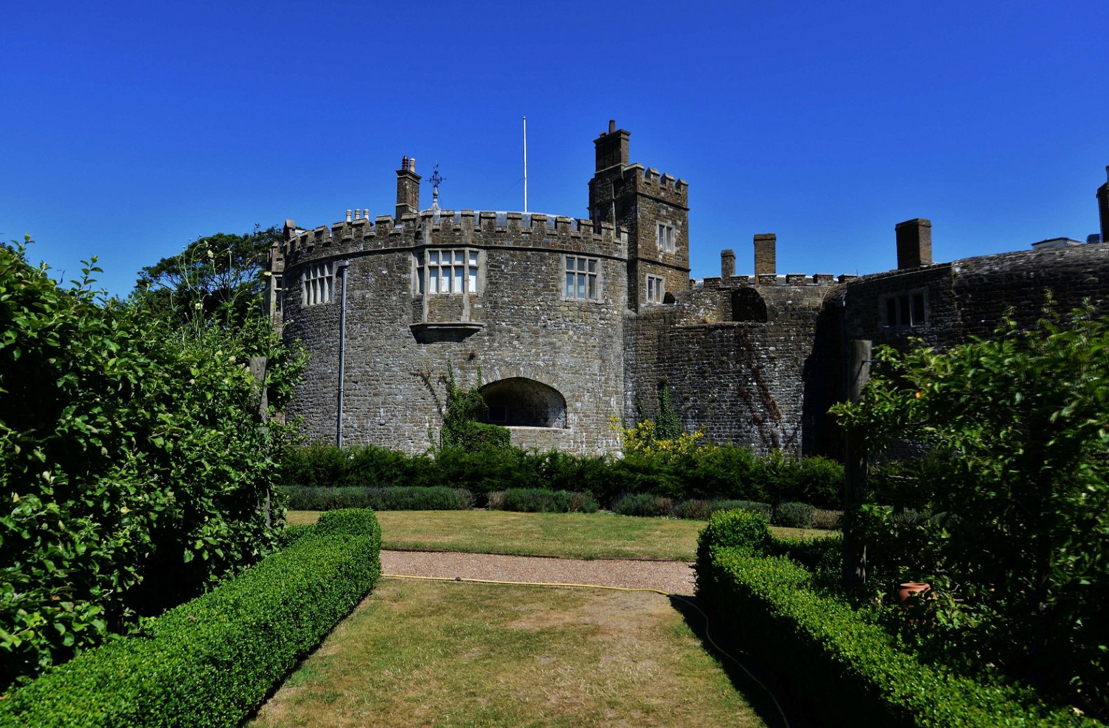 Walmer Castle and Gardens