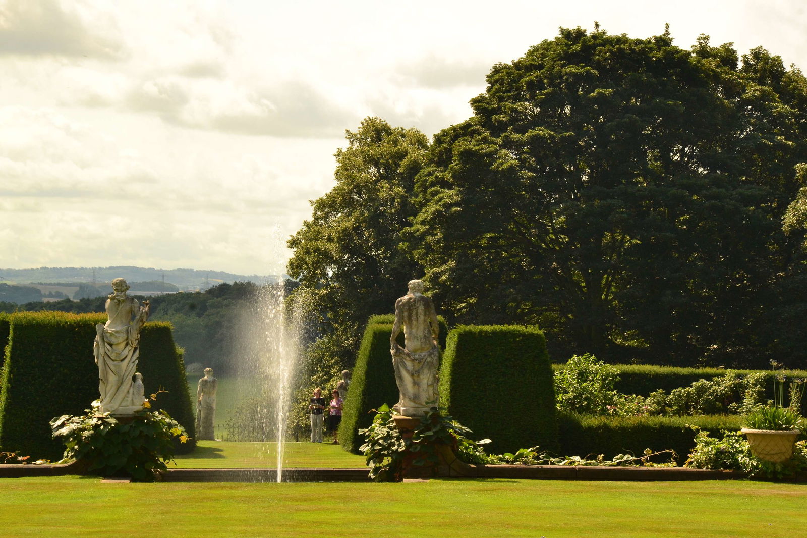 Renishaw Hall