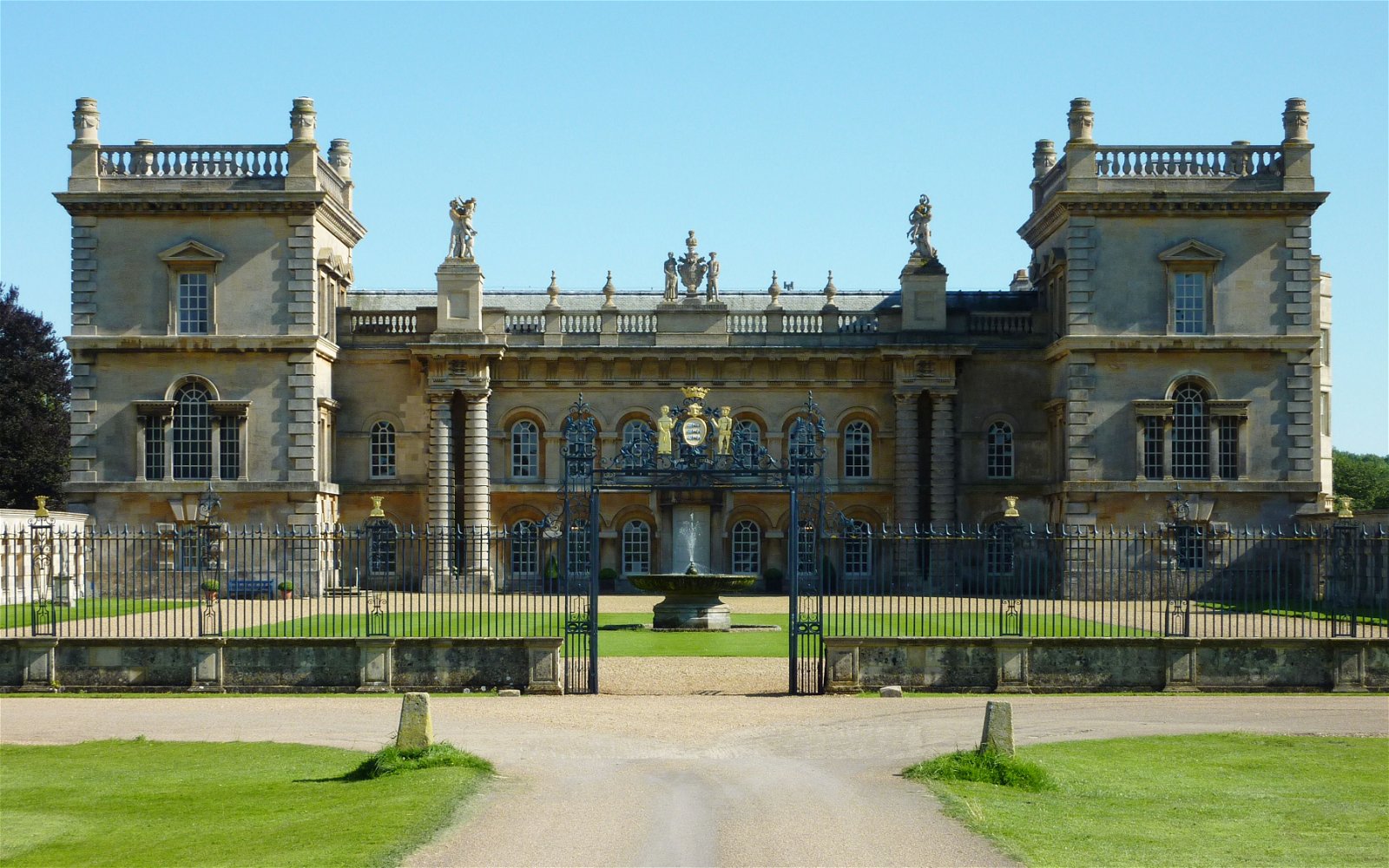 Grimsthorpe Castle, Park And Gardens (Bourne) - Visitor Information ...