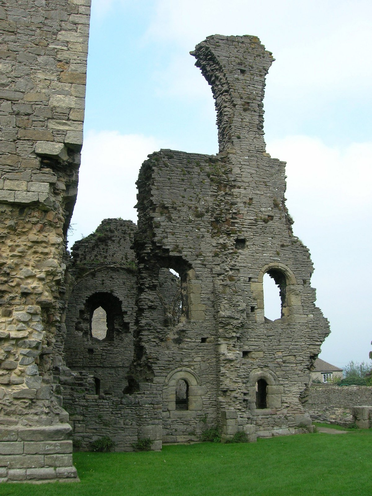 Middleham Castle
