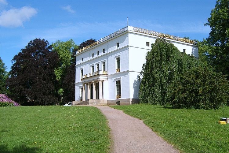 Jenischhaus - Museum für Kunst und Kultur an der Elbe