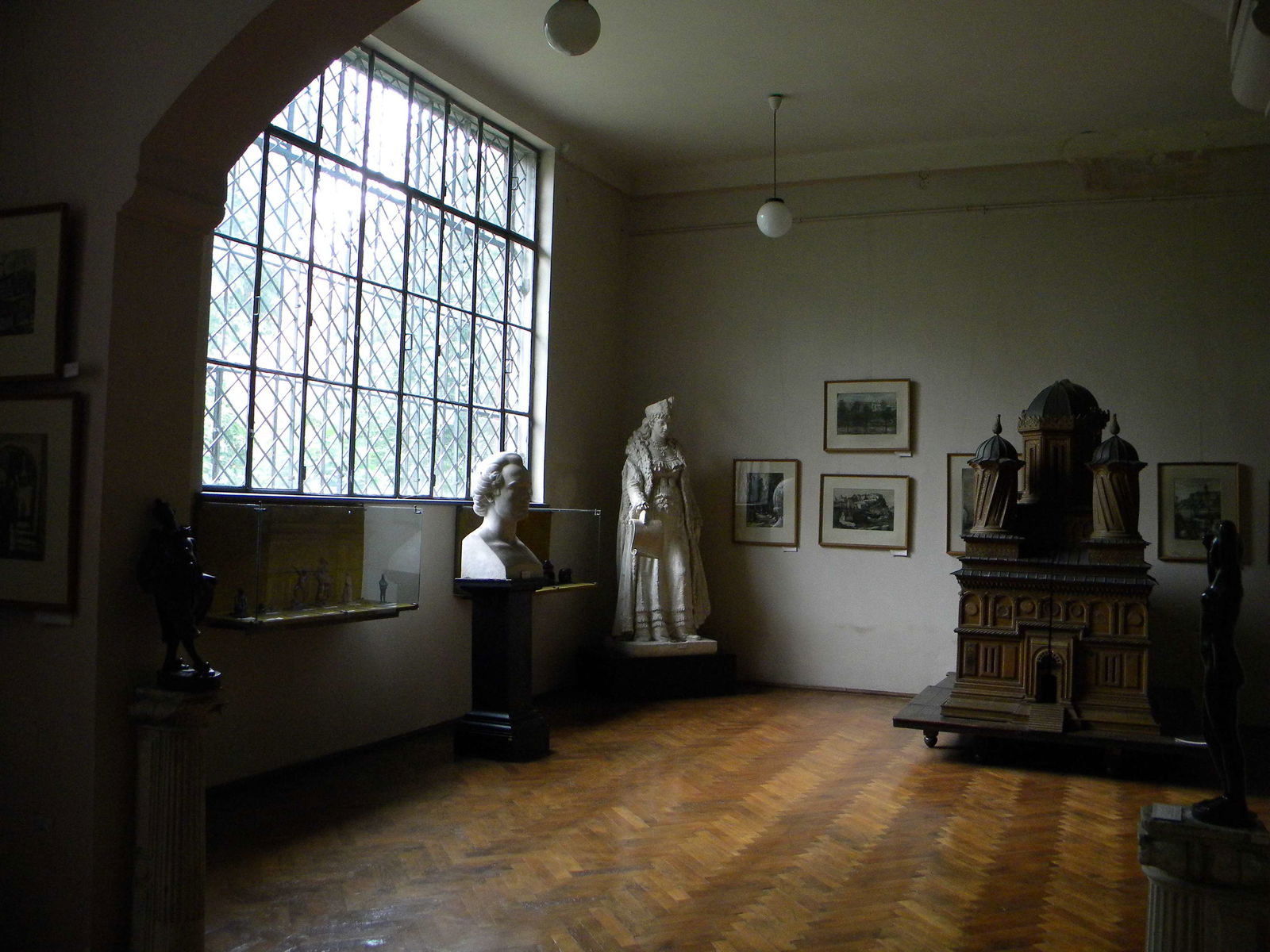 Frederic and Cecilia Cuțescu-Storck Art Museum