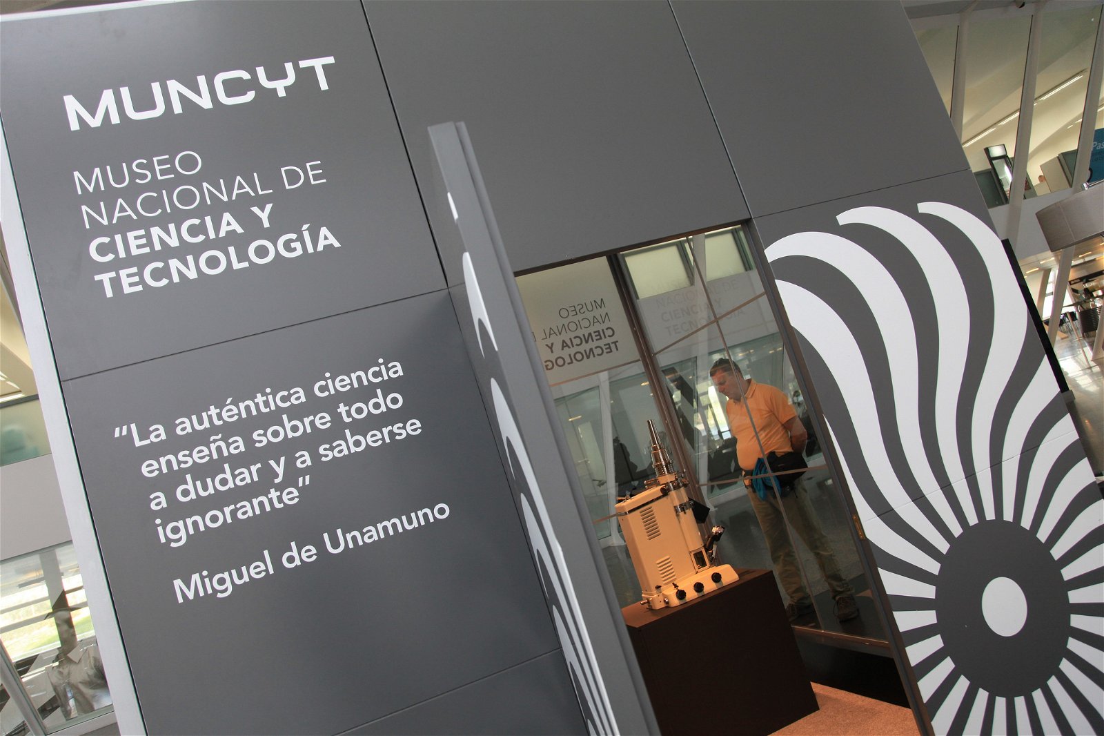 Principe Felipe Science Museum