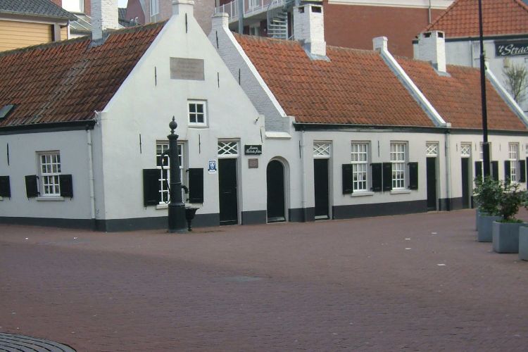 Museum van Brabantse Mutsen en Poffers