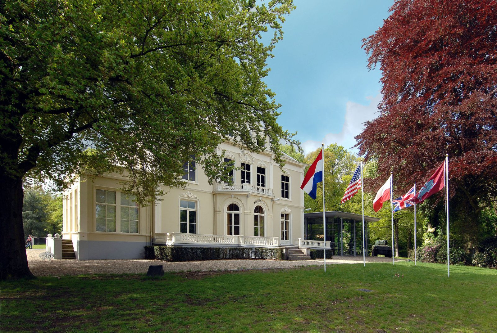 Airborne Museum Hartenstein (Oosterbeek) - Bezoekersinformatie & Recensies